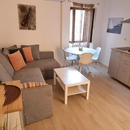 Eli I Val Appartement *