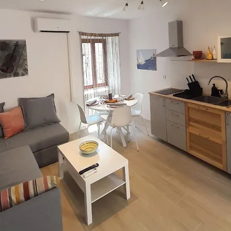 Eli I Val Apartment Rovinj