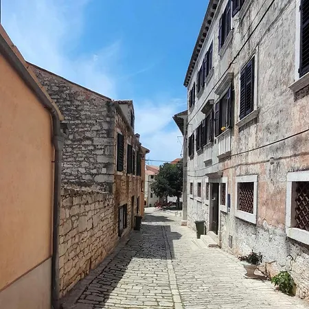 Eli I Val Rovinj